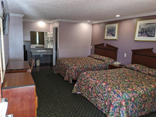 Passport Inn image 4